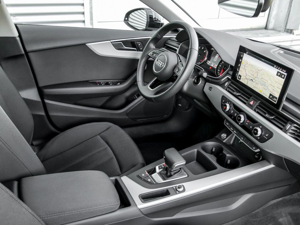 Audi A5 2022 г. Чёрный, пробег 41200 км