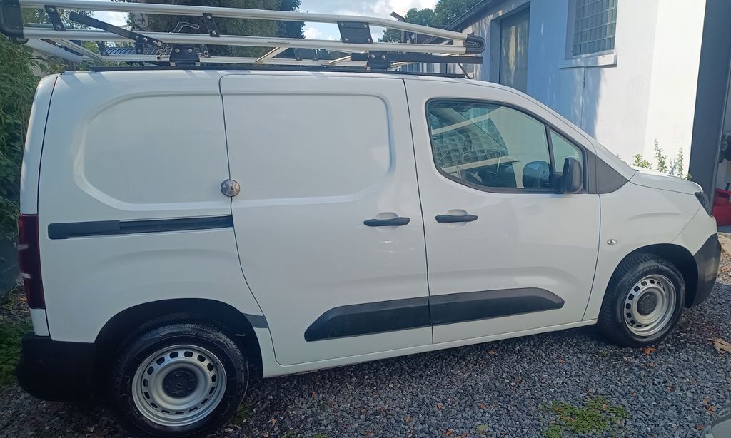 Citroen Berlingo 2021 г. Белый, пробег 56400 км