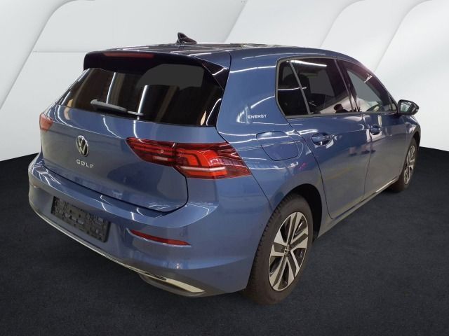 Volkswagen Golf 2026 г. Синий, пробег 21800 км