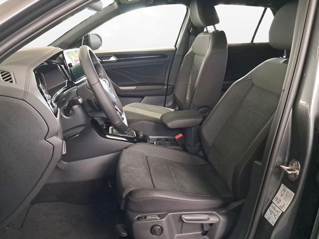 Volkswagen T-Roc 2026 г. Серый, пробег 6000 км