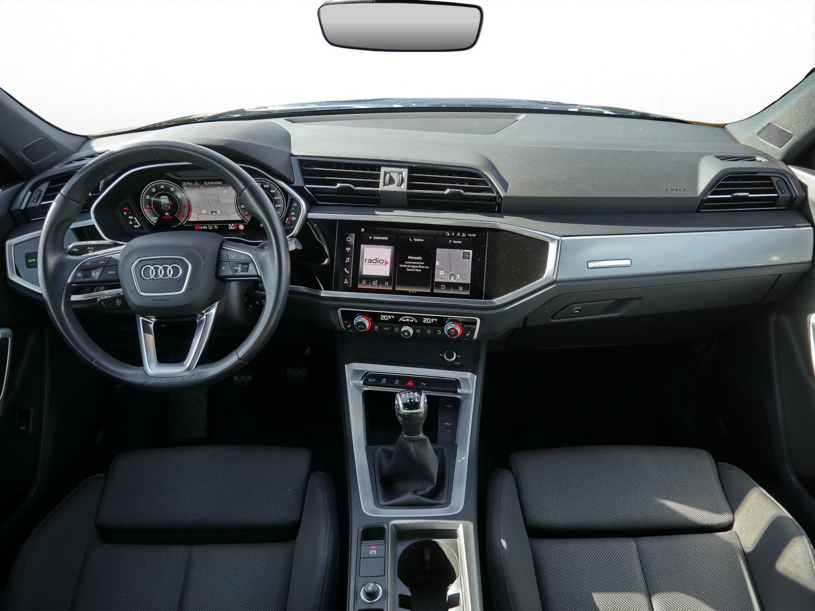 Audi Q3 2022 г. Чёрный, пробег 54964 км