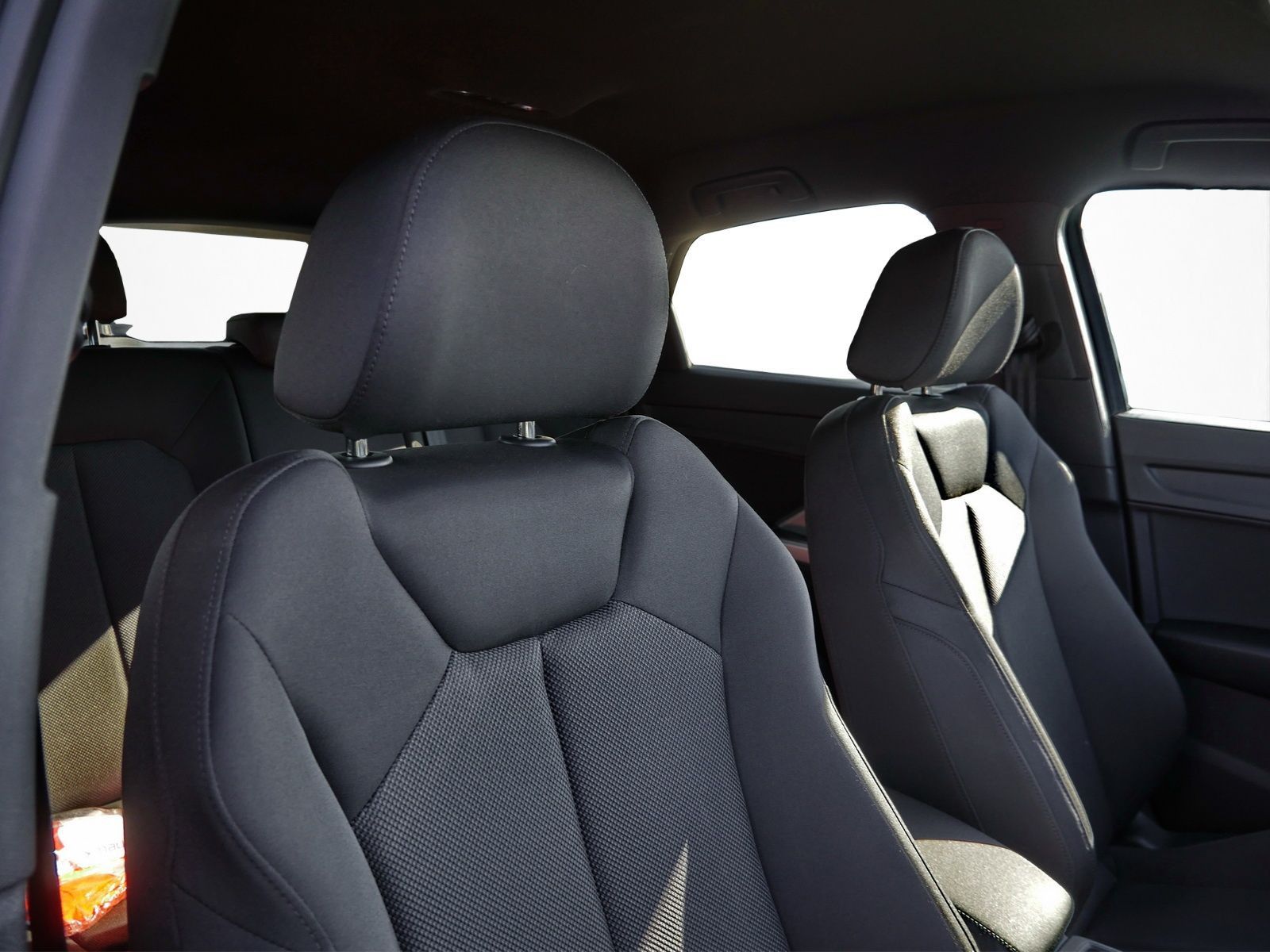 Audi Q3 2022 г. Чёрный, пробег 54964 км
