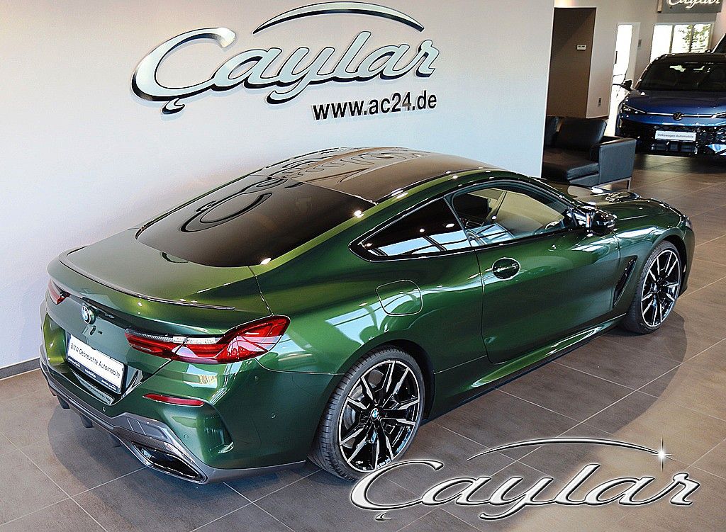 BMW M850 2022 г. Зелёный, пробег 54866 км