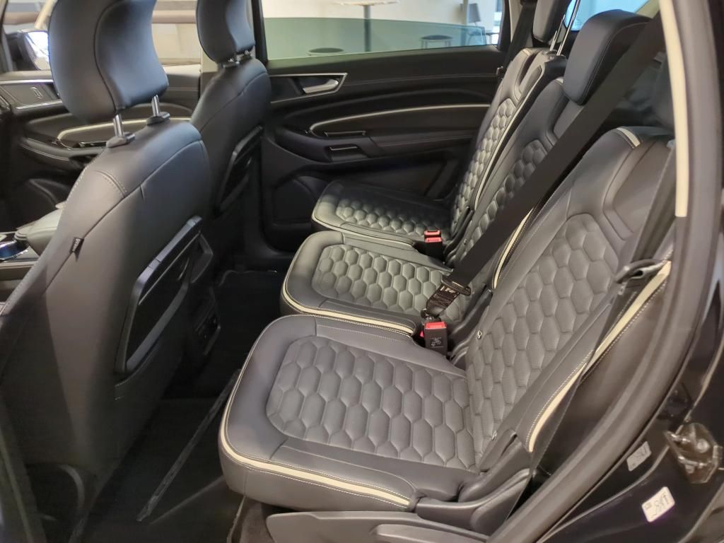 Ford S-MAX 2022 г. Чёрный, пробег 43430 км