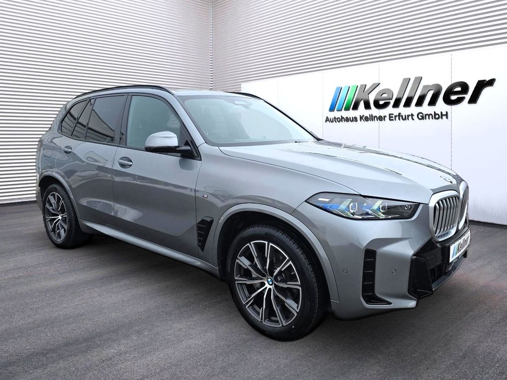 BMW X5 2025 г. Серый, пробег 28842 км