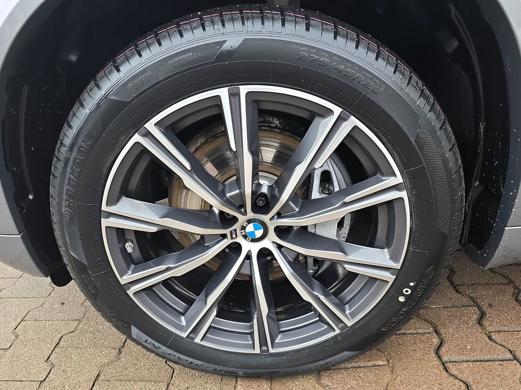 BMW X5 2025 г. Серый, пробег 28842 км