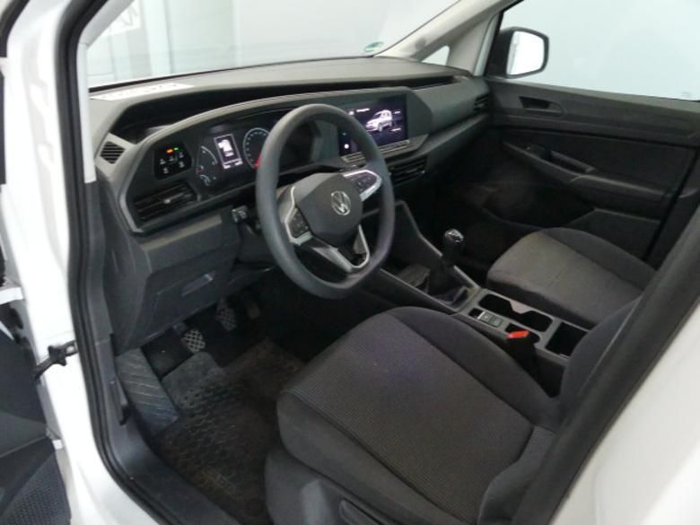 Volkswagen Caddy 2022 г. Белый, пробег 35881 км