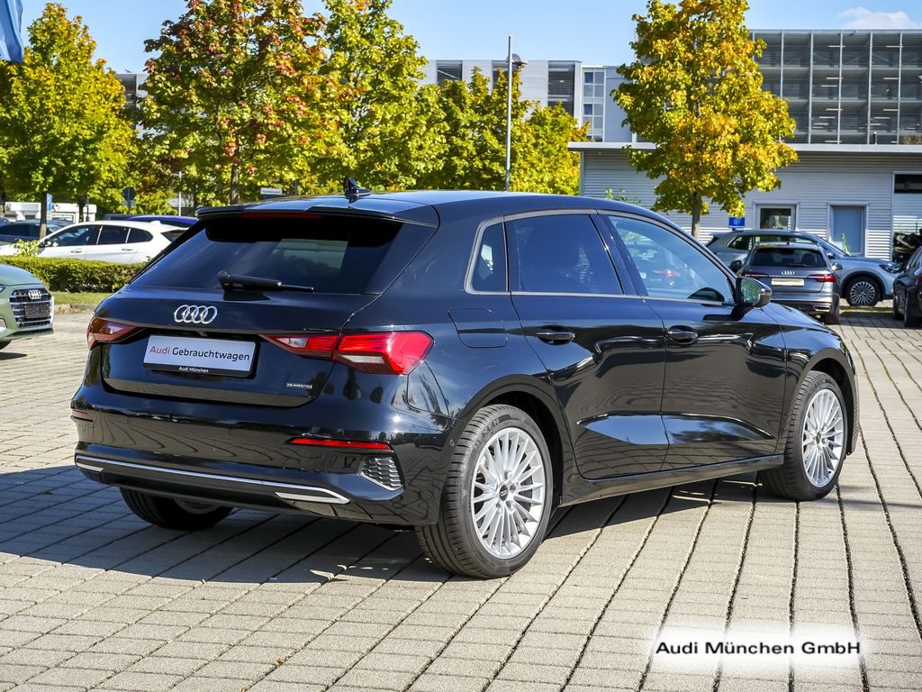 Audi A3 2023 г. Чёрный, пробег 33181 км