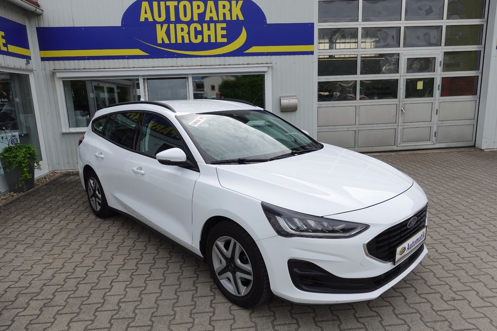 Ford Focus 2022 г. Белый, пробег 46330 км