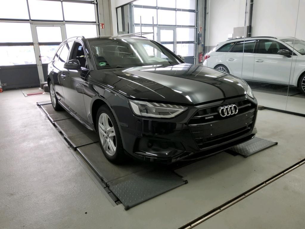 Audi A4 2022 г. Чёрный, пробег 47492 км