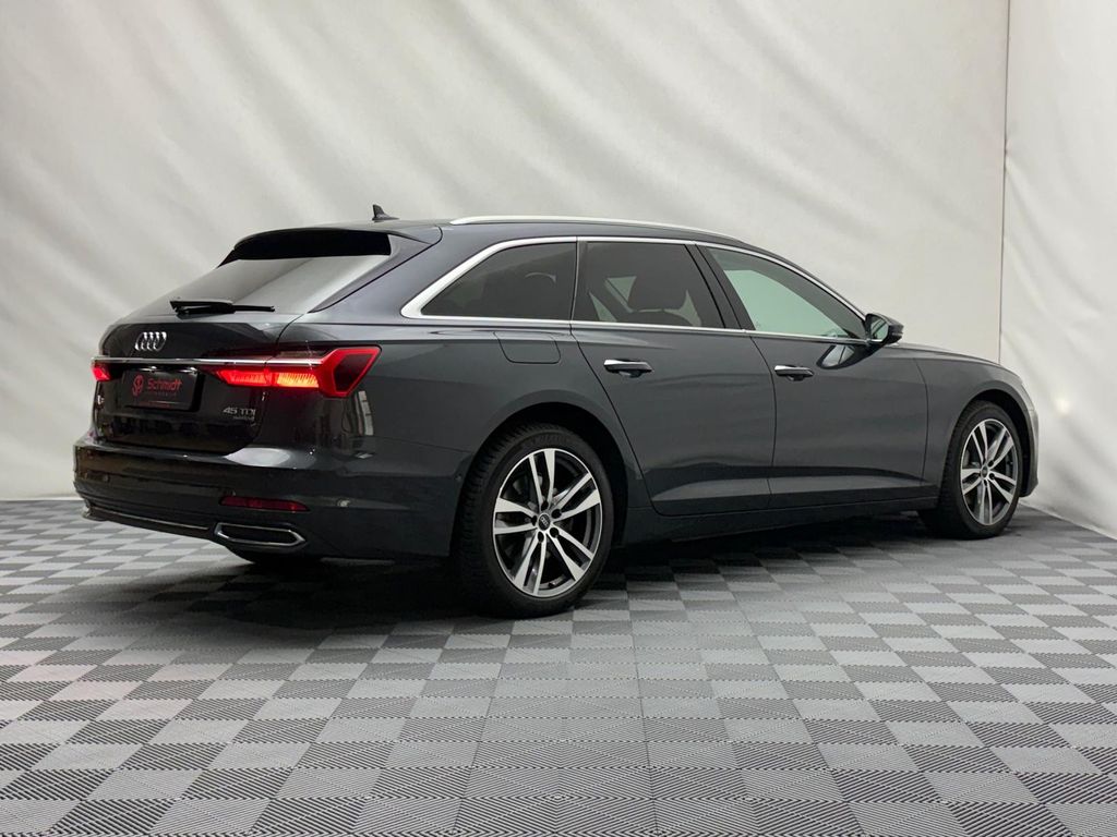 Audi A6 2022 г. Серый, пробег 54000 км