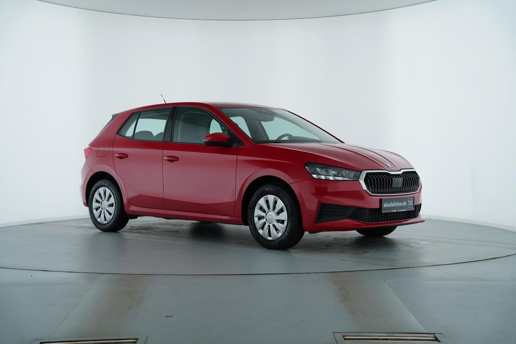 Skoda Fabia 2022 г. Красный, пробег 44073 км