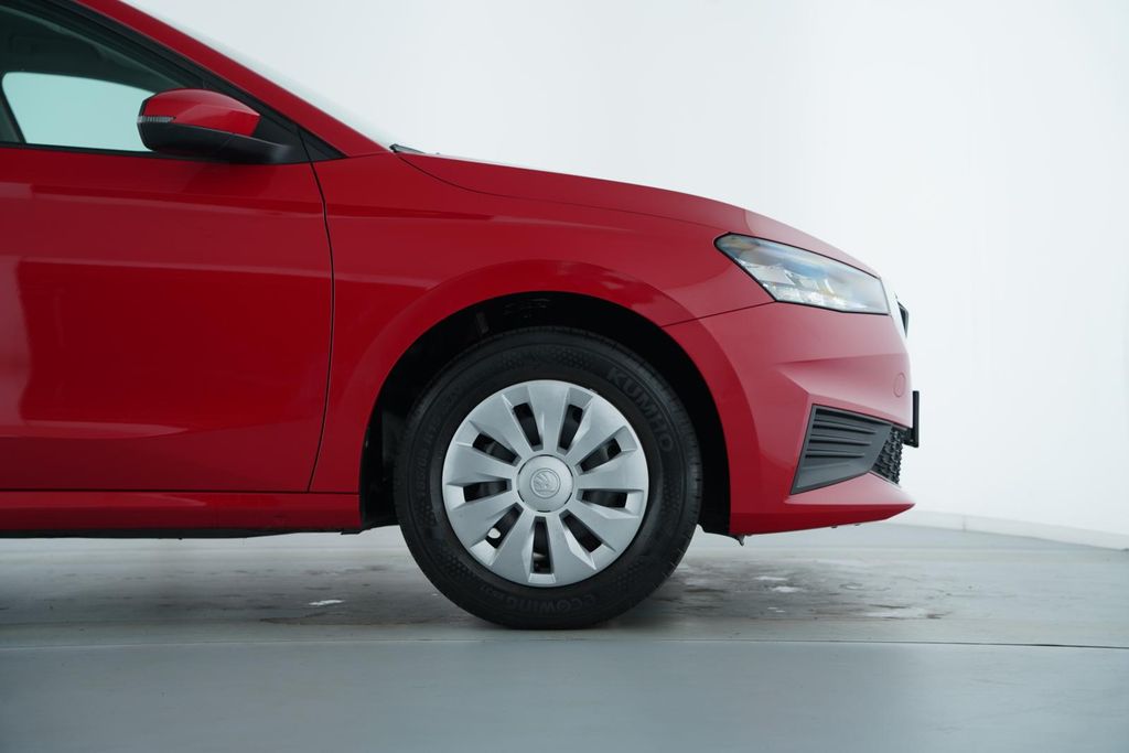 Skoda Fabia 2022 г. Красный, пробег 44073 км