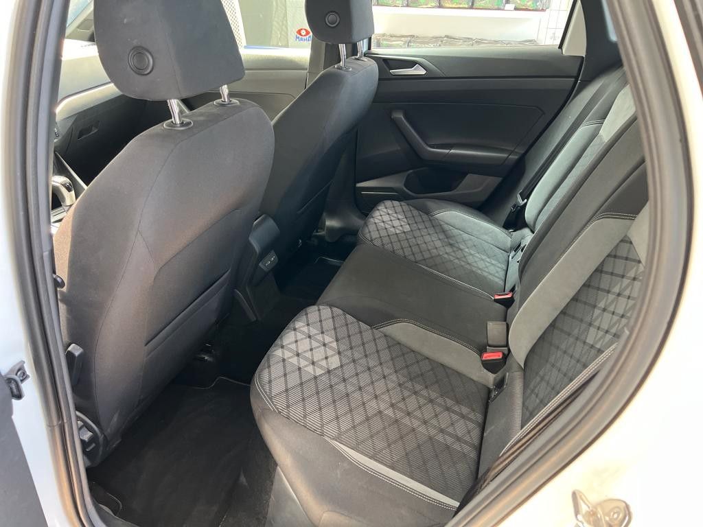 Volkswagen Taigo 2023 г. Белый, пробег 32277 км