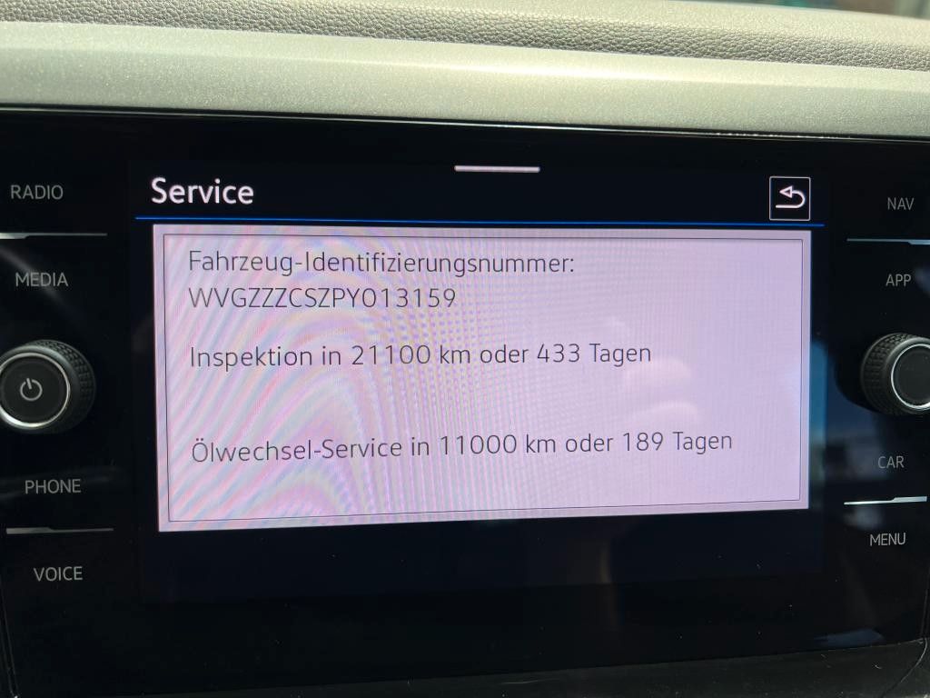 Volkswagen Taigo 2023 г. Белый, пробег 32277 км