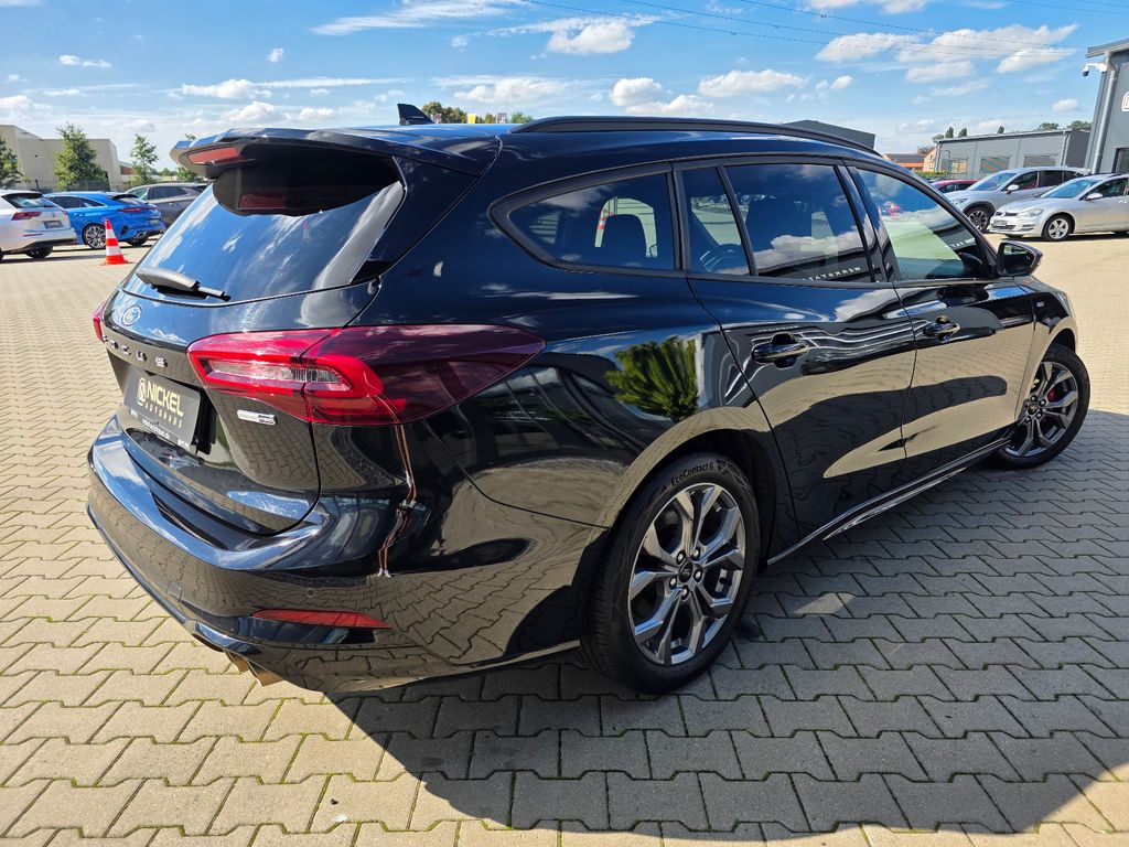 Ford Focus 2023 г. Чёрный, пробег 46000 км