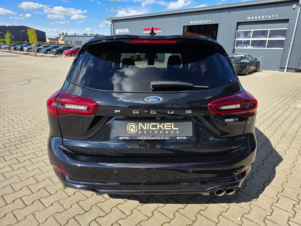 Ford Focus 2023 г. Чёрный, пробег 46000 км