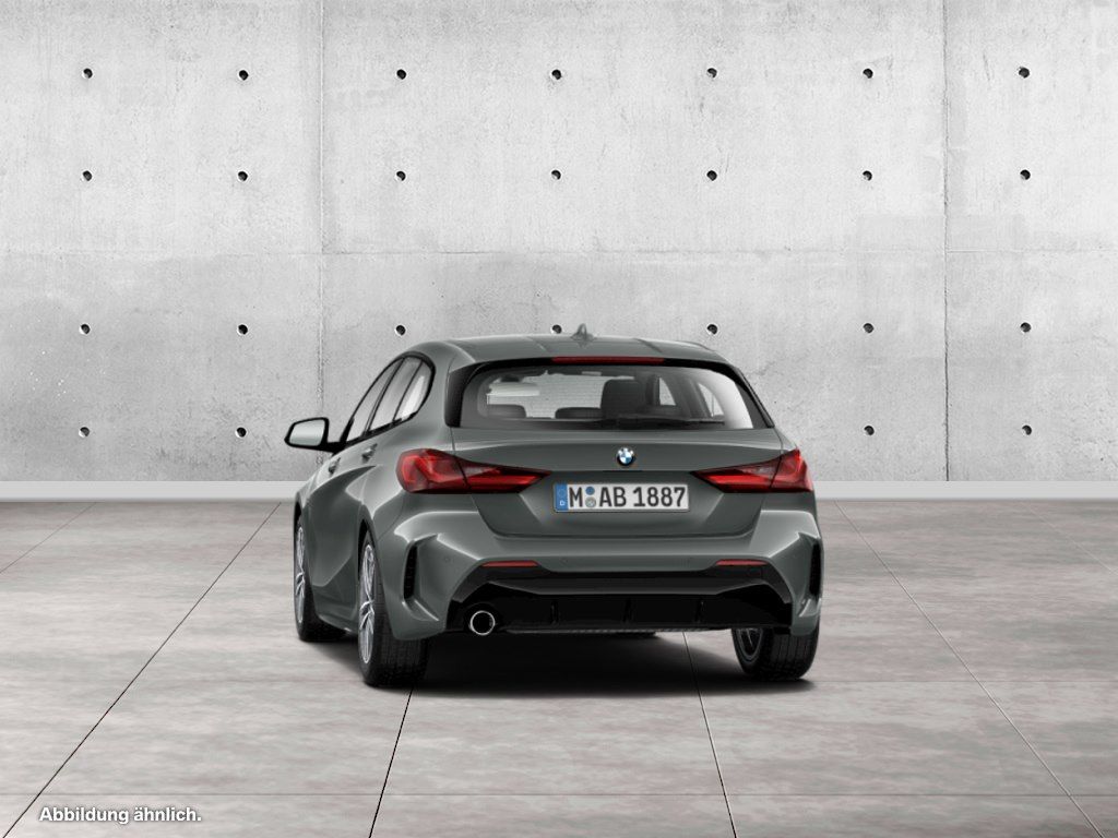 BMW 118 2024 г. Серый, пробег 38330 км
