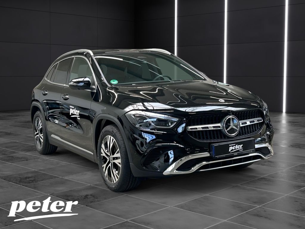 Mercedes-Benz GLA 200 2026 г. Чёрный, пробег 19000 км