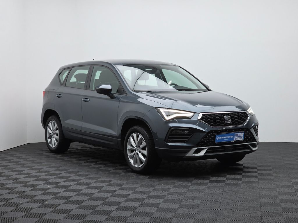 SEAT Ateca 2022 г. Серый, пробег 30000 км