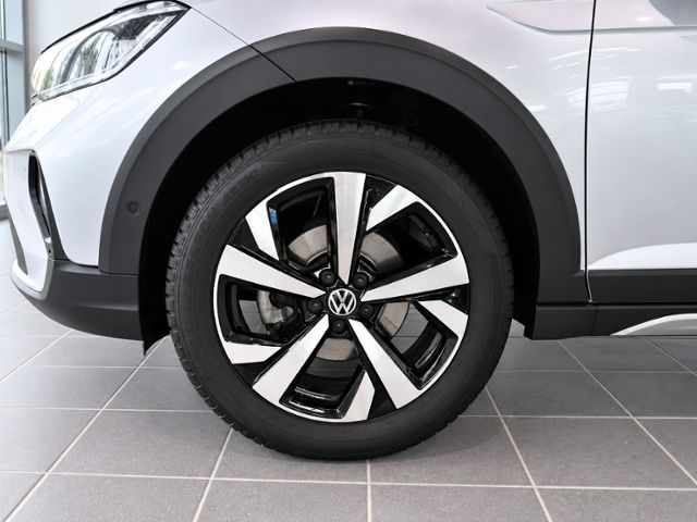 Volkswagen Taigo 2023 г. Серебристый, пробег 29181 км