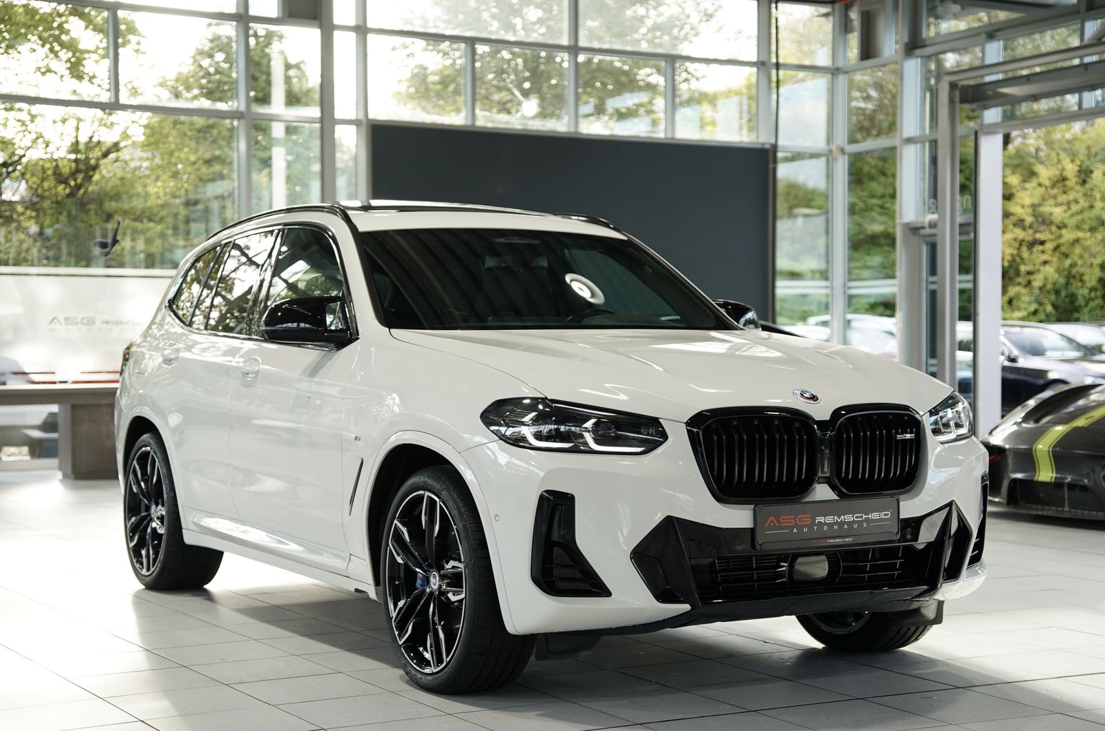 BMW X3 M40 2023 г. Белый, пробег 20000 км