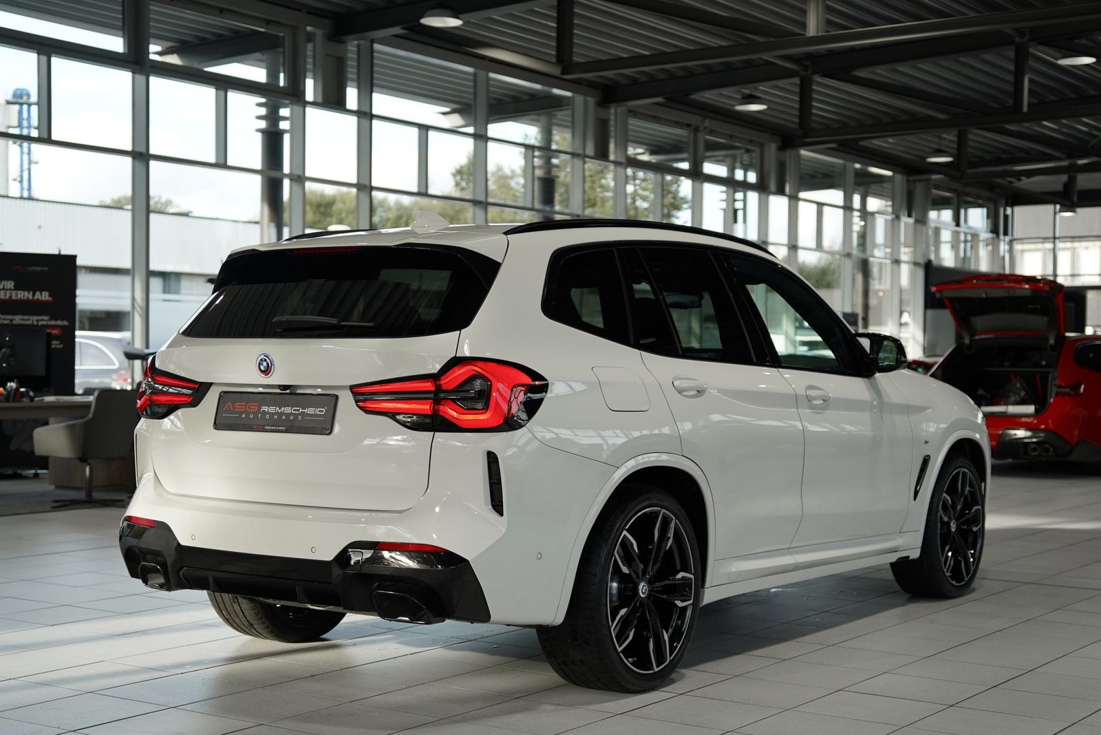 BMW X3 M40 2023 г. Белый, пробег 20000 км