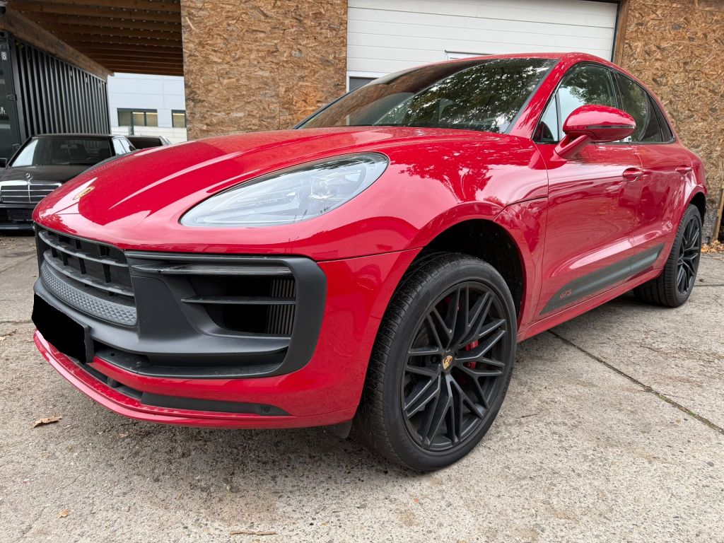 Porsche Macan 2023 г. Красный, пробег 43150 км