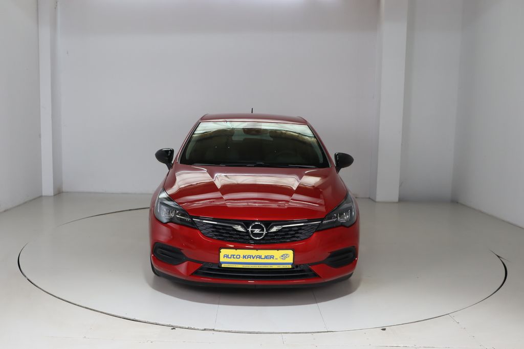 Opel Astra 2021 г. Красный, пробег 59987 км