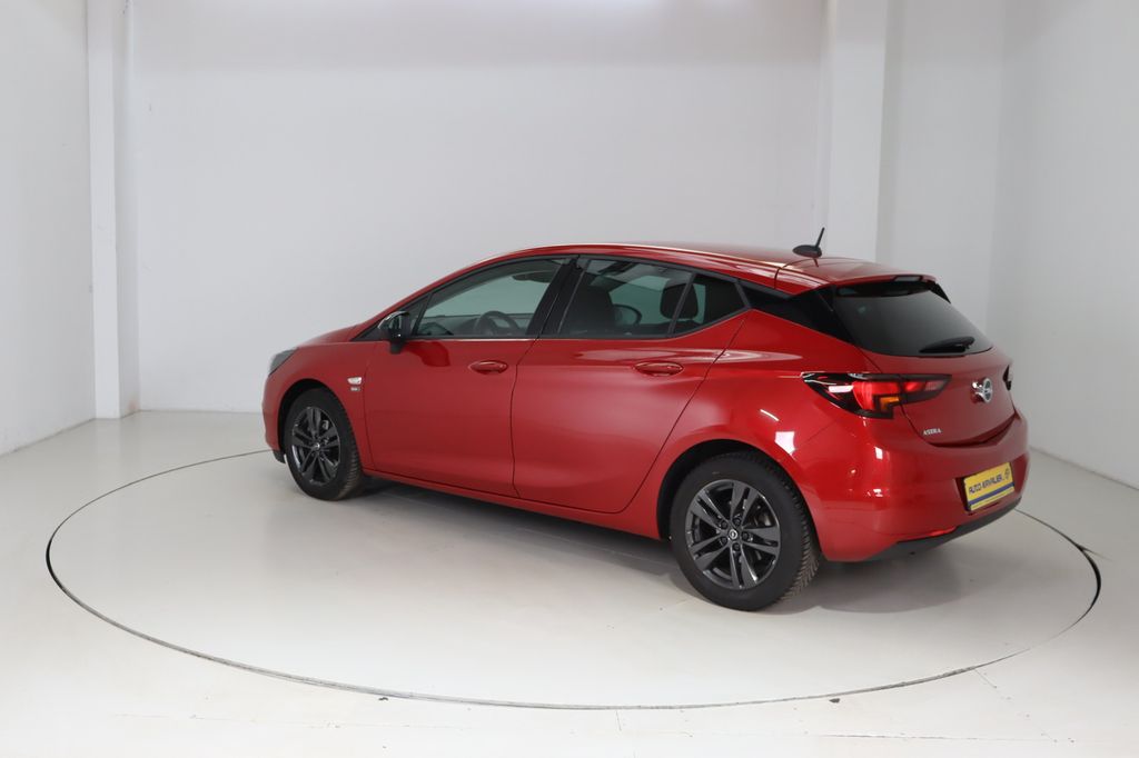 Opel Astra 2021 г. Красный, пробег 59987 км
