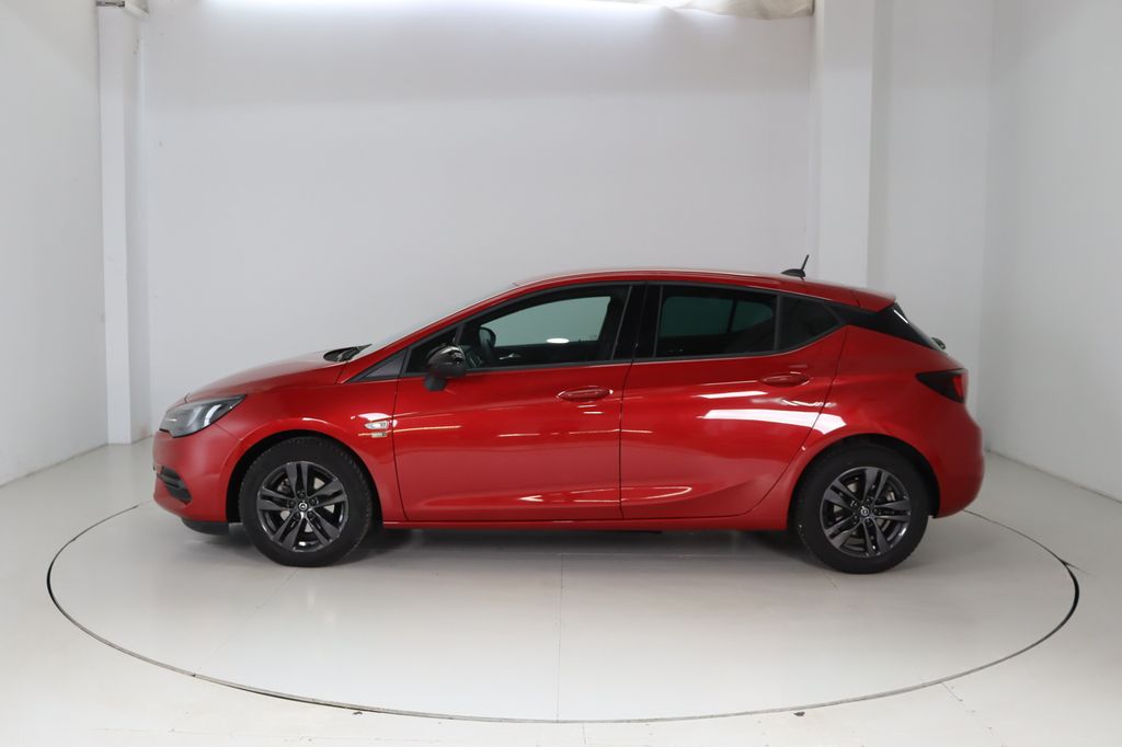 Opel Astra 2021 г. Красный, пробег 59987 км