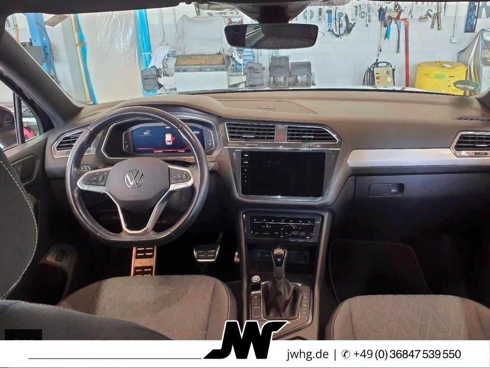Volkswagen TIGUAN ALLSPACE 2023 г. Чёрный, пробег 45240 км