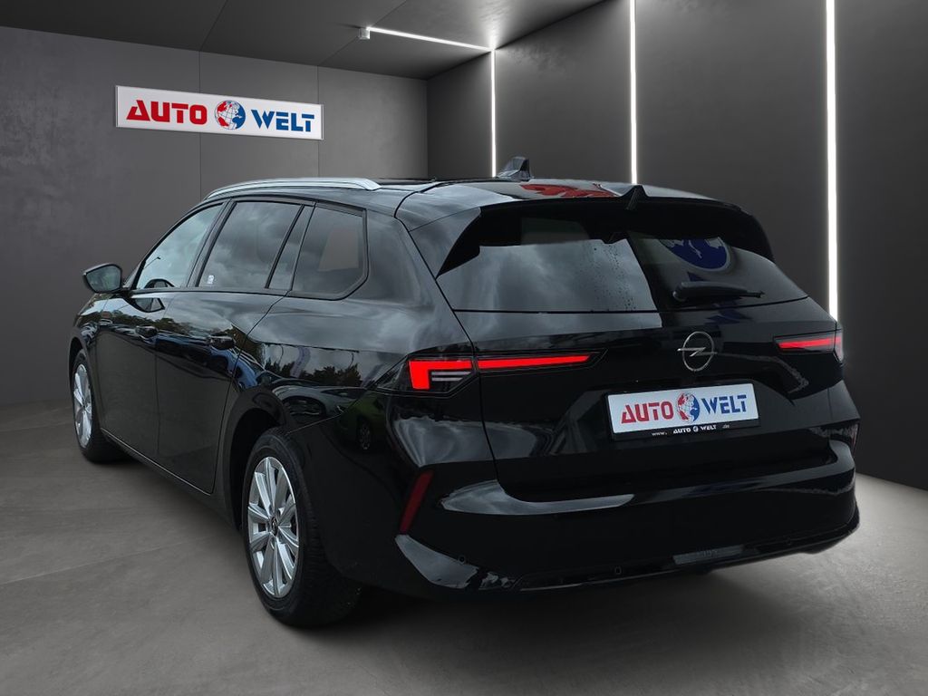 Opel Astra 2023 г. Чёрный, пробег 58072 км