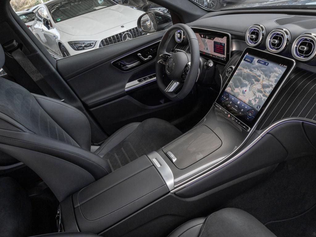 Mercedes-Benz GLC 300 2025 г. Чёрный, пробег 36500 км