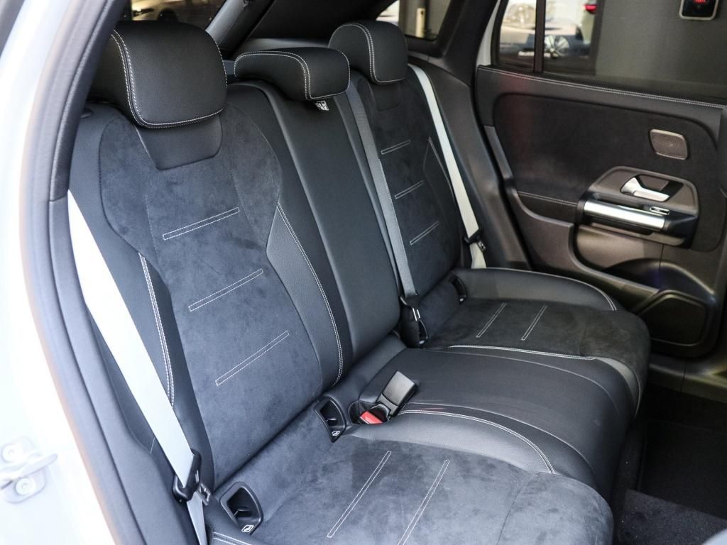 Mercedes-Benz GLA 220 2025 г. Серый, пробег 24500 км