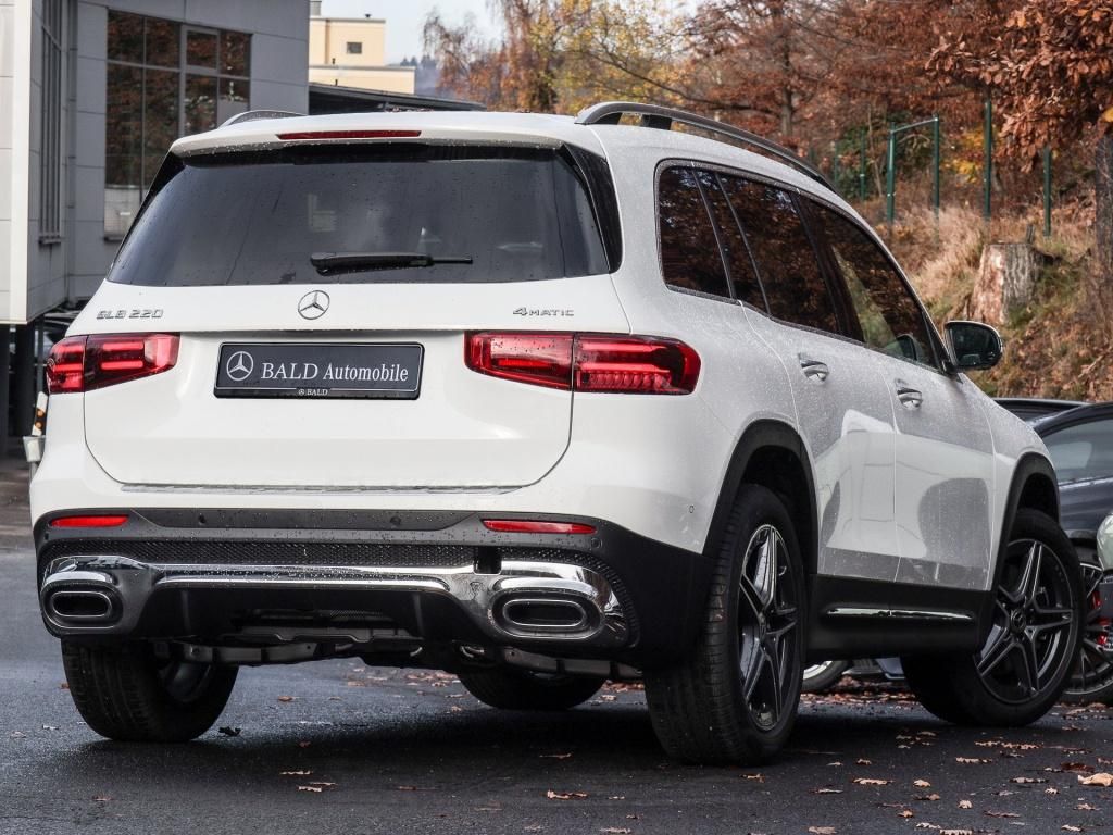 Mercedes-Benz GLB 220 2025 г. Белый, пробег 24500 км