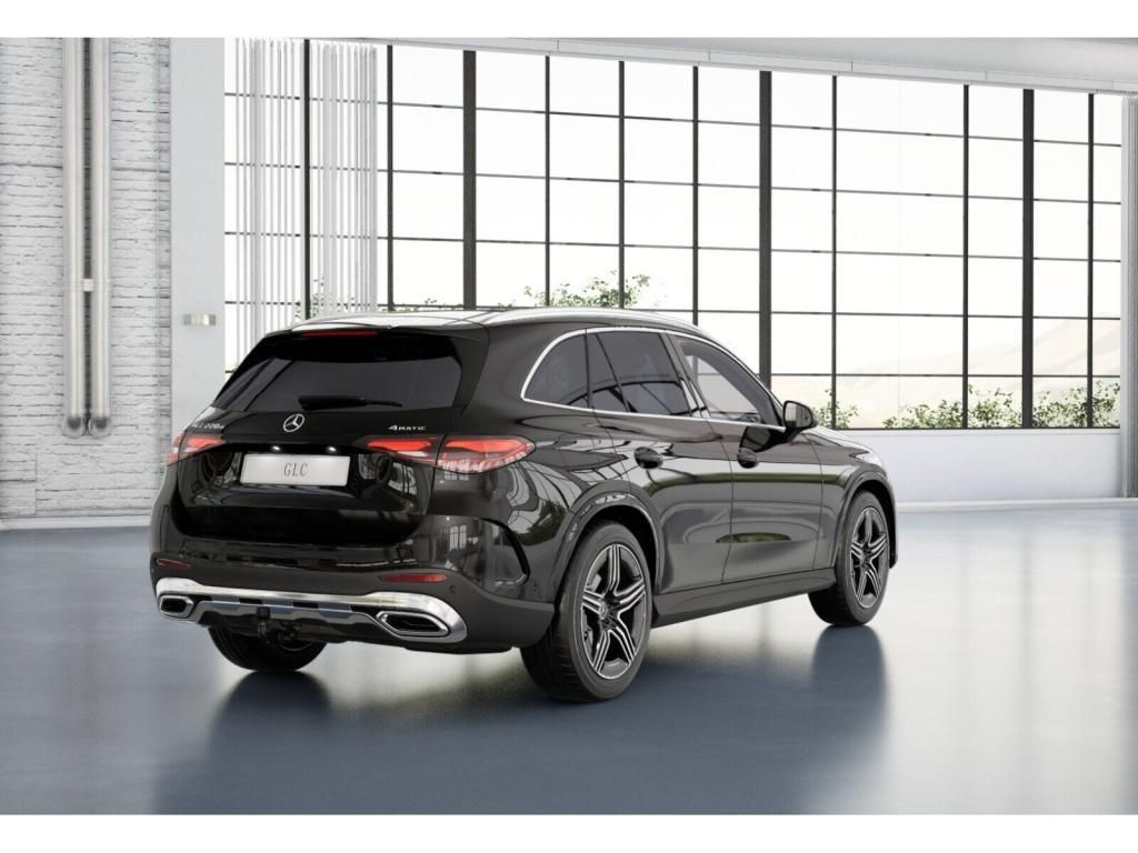 Mercedes-Benz GLC 220 2025 г. Чёрный, пробег 29987 км