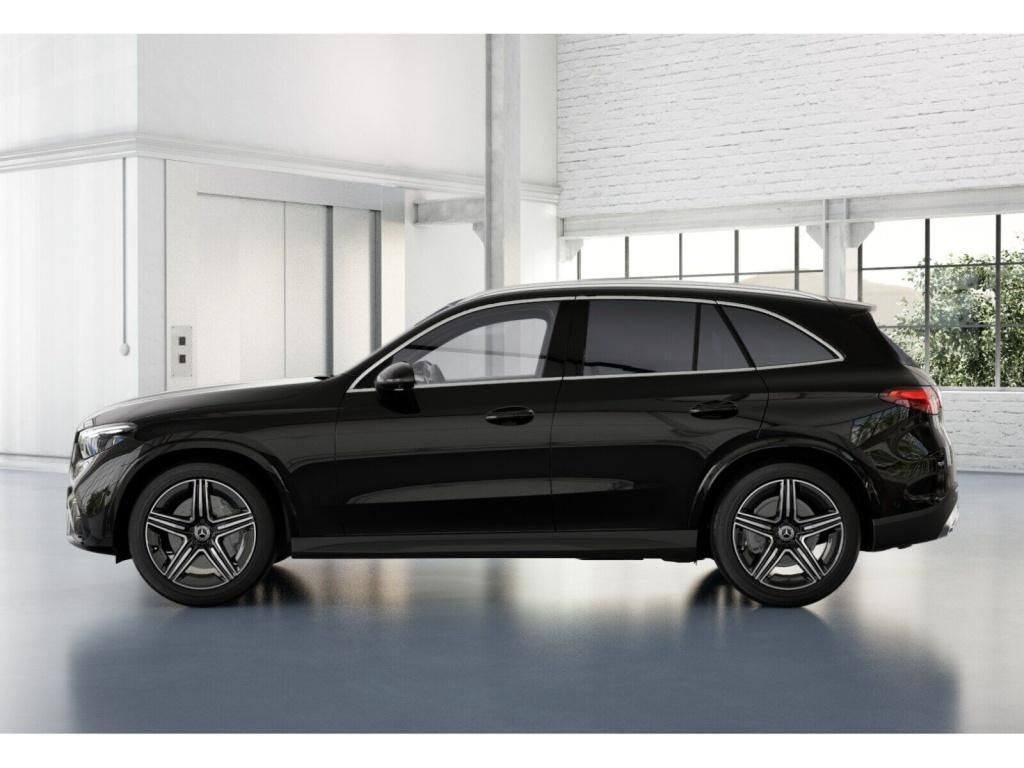 Mercedes-Benz GLC 220 2025 г. Чёрный, пробег 29987 км
