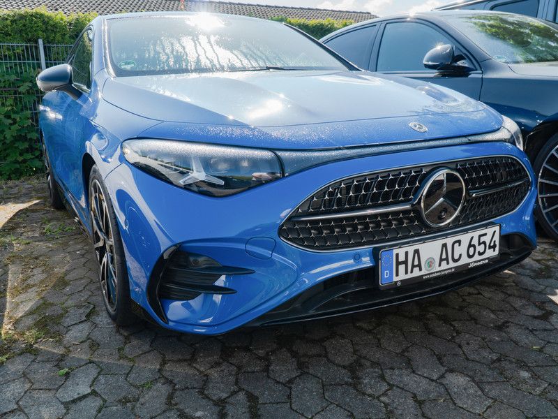 Mercedes-Benz CLA 200 2026 г. Синий, пробег 9500 км