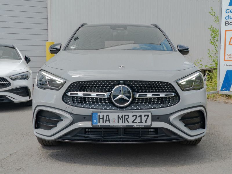 Mercedes-Benz GLA 250 2025 г. Серый, пробег 19900 км