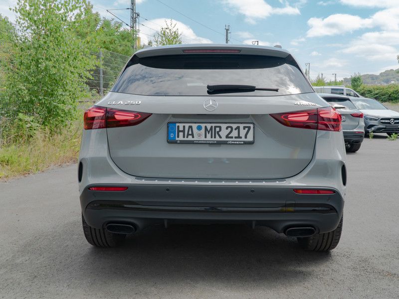 Mercedes-Benz GLA 250 2025 г. Серый, пробег 19900 км