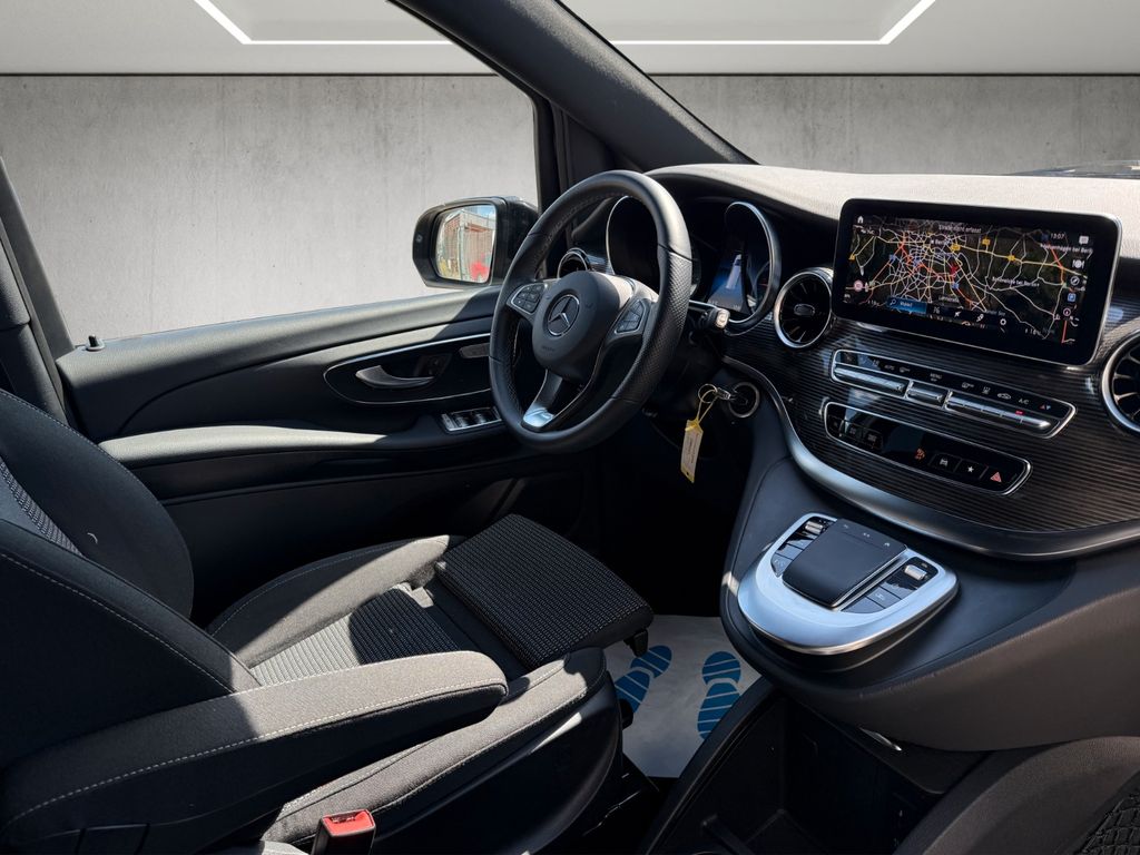 Mercedes-Benz V 300 2024 г. Чёрный, пробег 52786 км