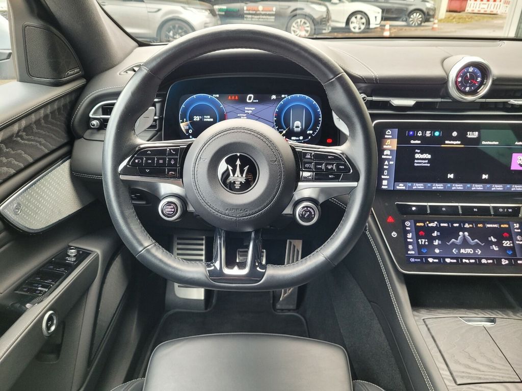 Maserati Grecale 2023 г. Серый, пробег 56100 км
