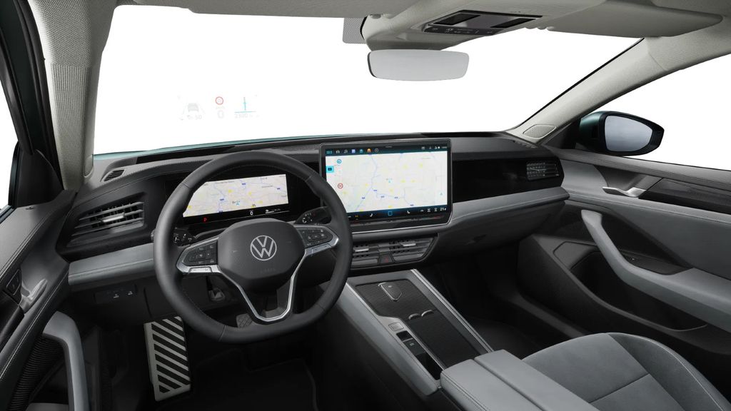 Volkswagen PASSAT VARIANT 2024 г. Синий, пробег 35989 км