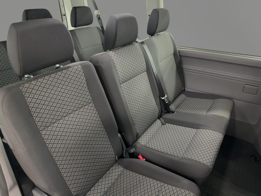 Volkswagen T6 CARAVELLE 2023 г. Белый, пробег 48117 км