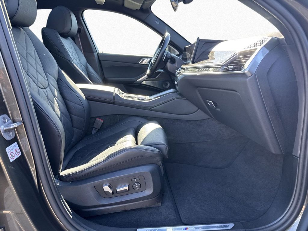 BMW X6 2023 г. Зелёный, пробег 45824 км