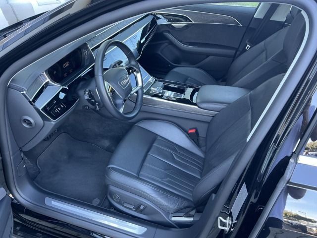 Audi A8 2024 г. Чёрный, пробег 33389 км