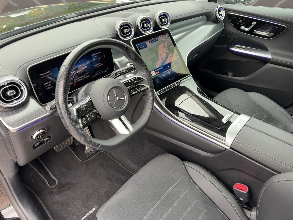 Mercedes-Benz GLC 300 2025 г. Чёрный, пробег 11856 км