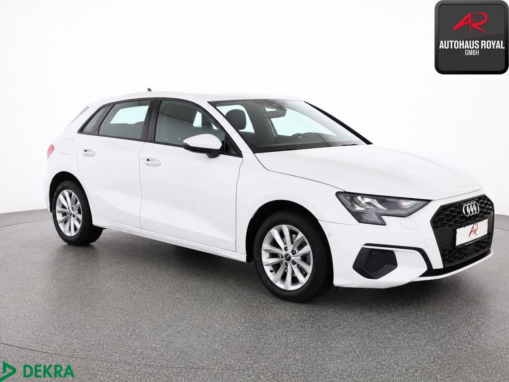 Audi A3 2023 г. Белый, пробег 38116 км
