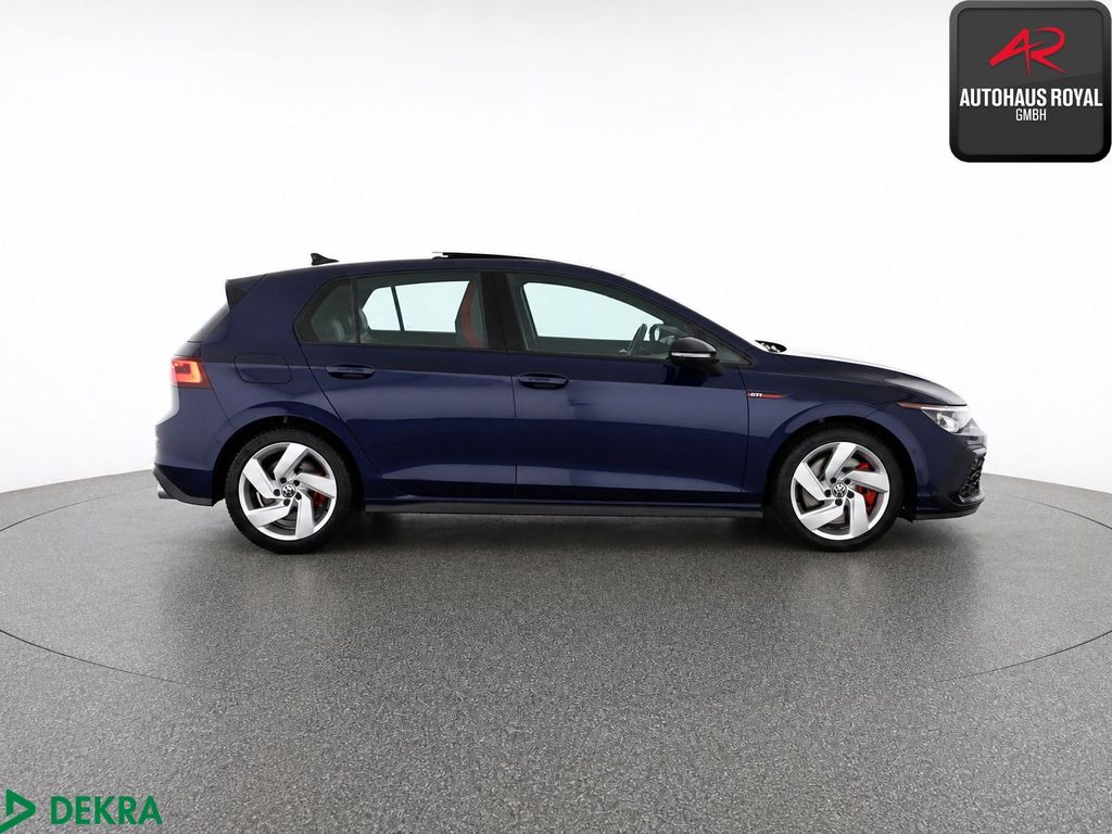 Volkswagen Golf 2024 г. Синий, пробег 29451 км